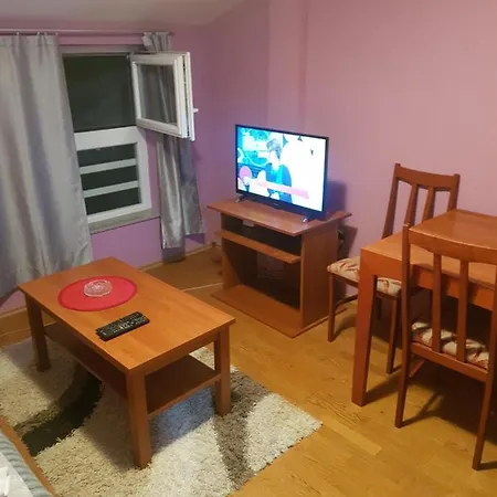 Nevesinje Apartment *